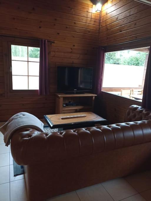 Chalet A La Campagne Bury  Luaran gambar